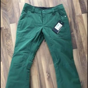 BRAND NEW Armada Lenox women's snow pants